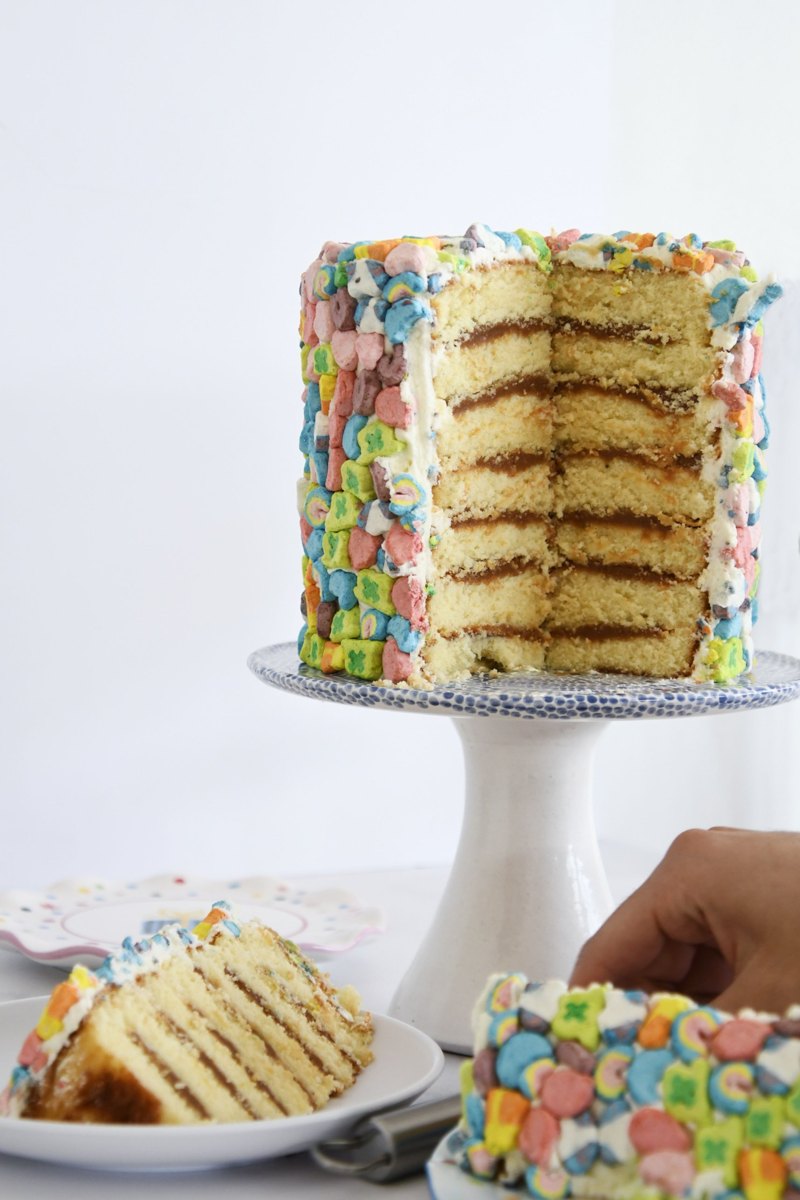 Layer cake with cereal