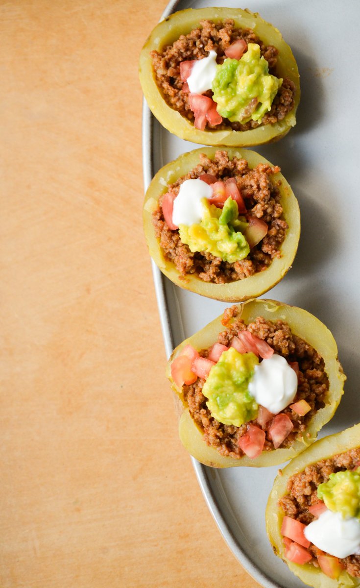 Potatoes stuffed with beef