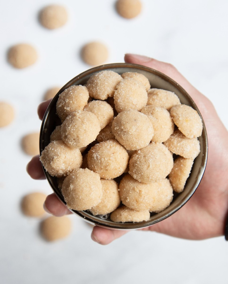 Bowl of cookies